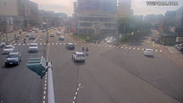 新竹市道路 中華路與經國路北端(往市區) 距離919公尺