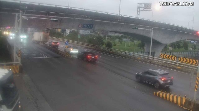 新竹市道路 台68與西濱路(西濱路往南) 距離1.7公里