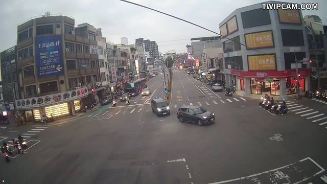 新竹市道路 經國路與延平路(經國路往北) 距離1.3公里