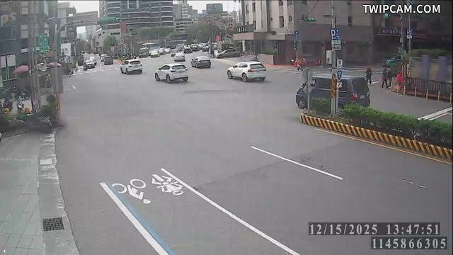 宜蘭縣道路 台9線 礁溪溫泉公園 礁溪鄉中山路二段、公園路口(6)-往南(全景) 距離1.3公里