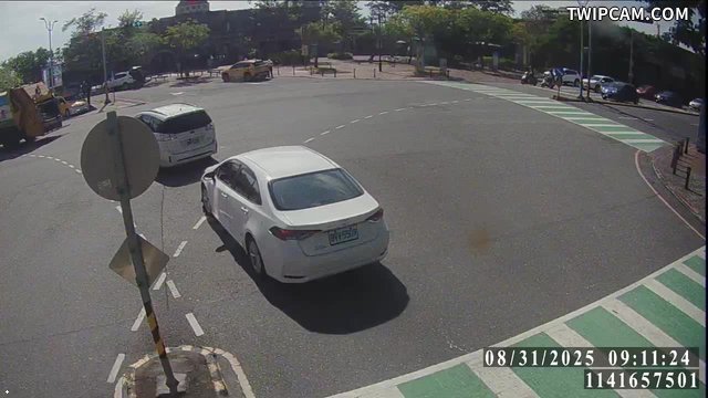 宜蘭縣道路 宜蘭火車站 宜蘭市宜興路一段、光復路口(火車站)(5)-往火車站(全景)