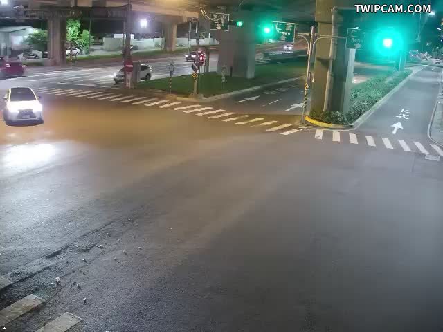 高雄市道路 大中一路、鼎中路(西南角) 距離1.1公里