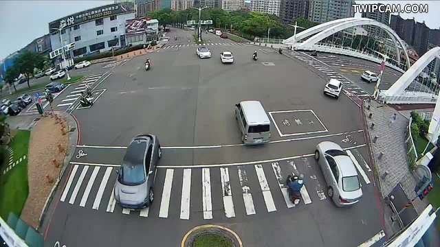 高雄市道路 同盟三路、願景橋