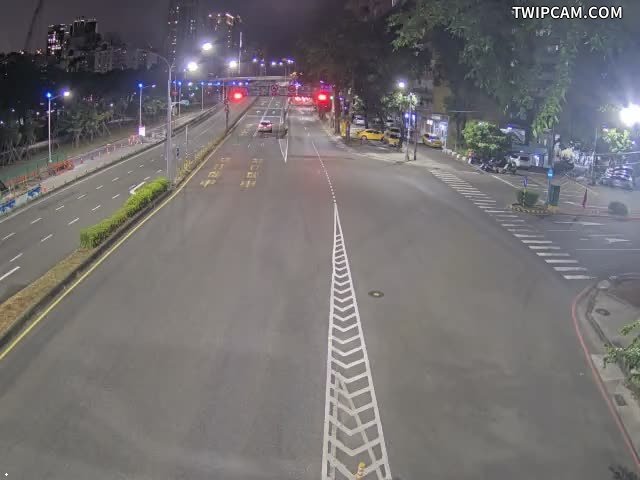 高雄市道路 翠華路、果峰街 距離1.5公里