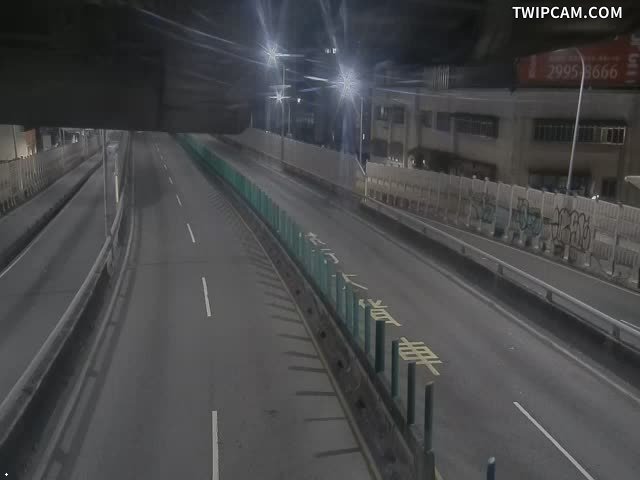 新北市道路 三重區忠孝橋(往台北方向避車彎) 氣溫23.9℃