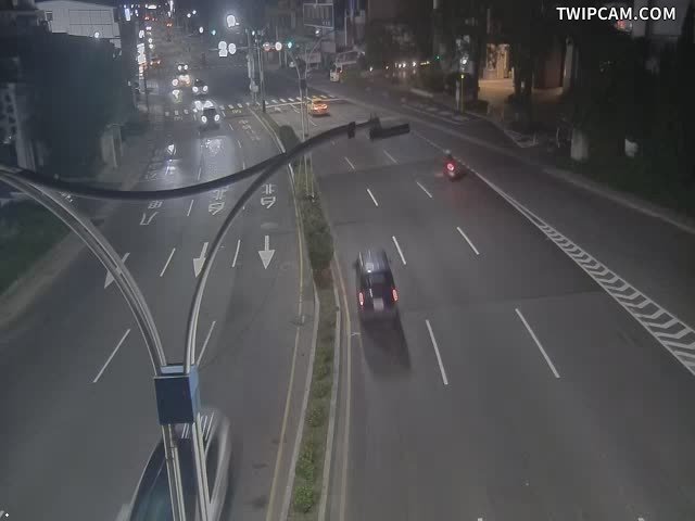 新北市道路 淡水區民權路、187巷前200公尺 氣溫22℃