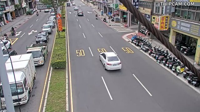 新北市道路 新莊區中山路、中正路口(南側號誌桿上) 距離961公尺