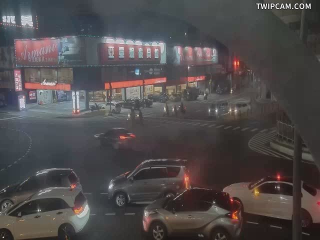 新北市道路 五股區中興路四段、新五路二段(北側號誌桿上)