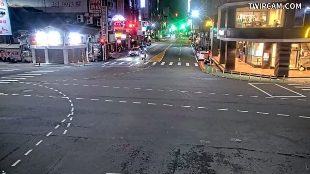 桃園市道路 中山路三民路口(號誌控制器旁號誌桿)
