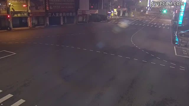 桃園市道路 中山路復興路口(和成建材行前號誌桿)