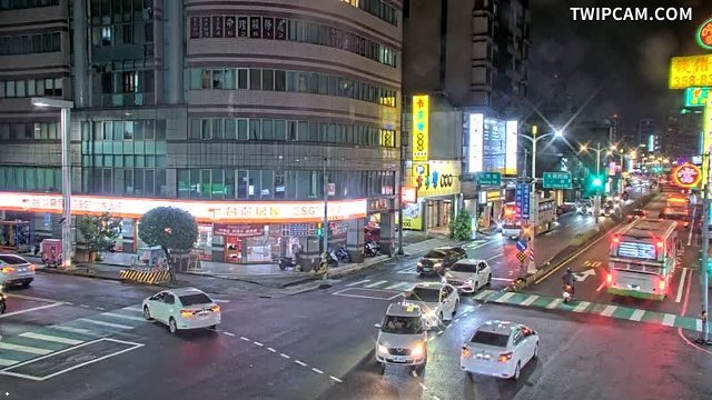 桃園市道路 春日路大興路口(872之1號7-11便利店前號誌桿)