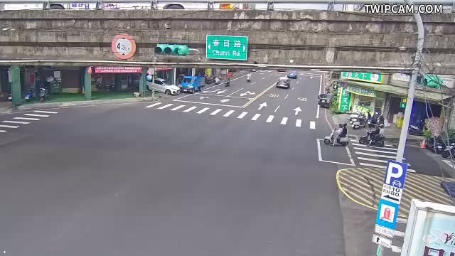 桃園市道路 (CCTV063)桃園區 復興路與春日路口(機車行前號誌桿) 距離547公尺