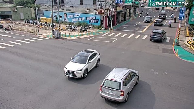 桃園市道路 (CCTV064)桃園區 復興路三民路口(橋頭號誌前號誌桿) 距離1.2公里