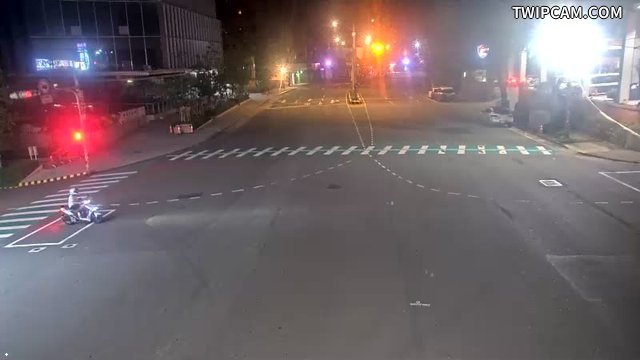 桃園市道路 大成路與中山路口(大成國小旁號誌桿)