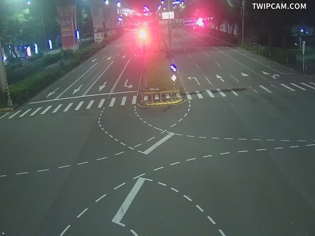 桃園市道路 (CCTV221)中壢區 高鐵南路二段與公園路一段(高鐵南路上往北) 氣溫28.3℃