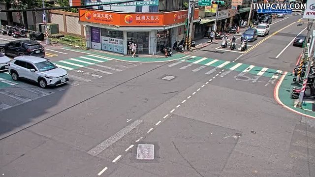 桃園市道路 (CCTV058)桃園區 桃鶯路建國路口(7-11前號誌桿) 距離1.3公里