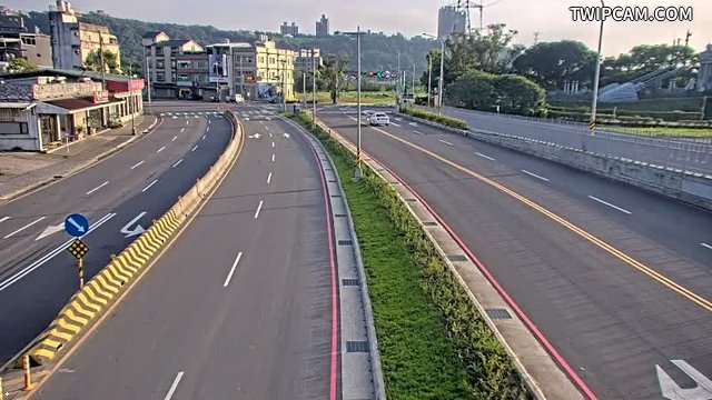 桃園市道路 (CCTV262)大溪區 瑞安路一段與新闢道路(中央分隔島上往北) 距離708公尺