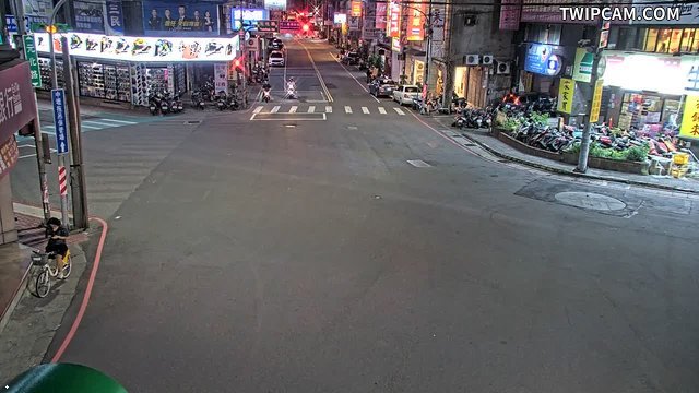 桃園市道路 (CCTV325)中壢區 元化路-中山路 氣溫28.5℃