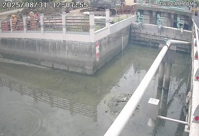 台南市道路 水利局 德安橋