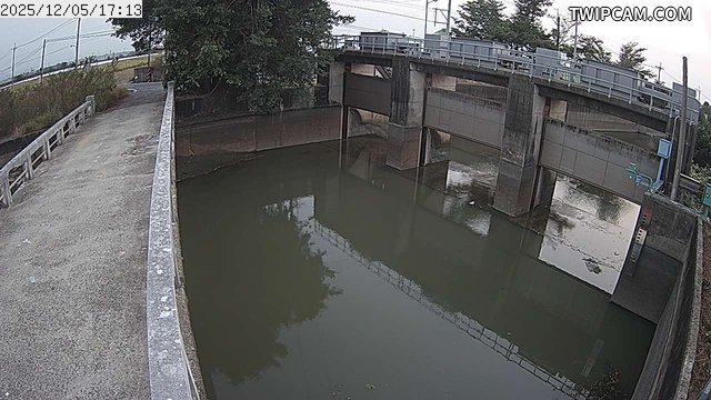 台南市道路 水利局 裕農橋 氣溫24℃