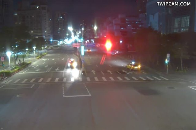 台北市道路 128-信義松智東南角
