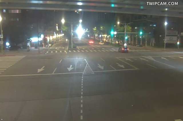 台北市道路 165-市民中山(西南角) 距離720公尺