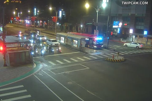 台北市道路 242-松江路-民權東路口 距離558公尺