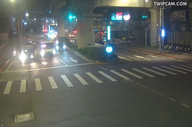 台北市道路 335-康寧路3段與康寧路3段222巷口 距離1.4公里