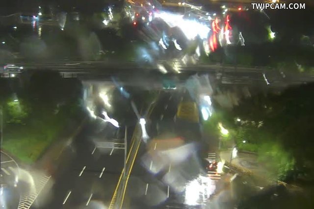 台北市道路 350-成功-內湖交流道路口 距離1.1公里