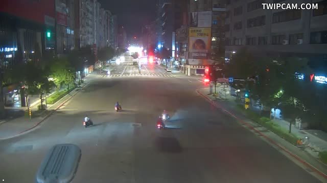 台北市道路 351-南京-光復路口