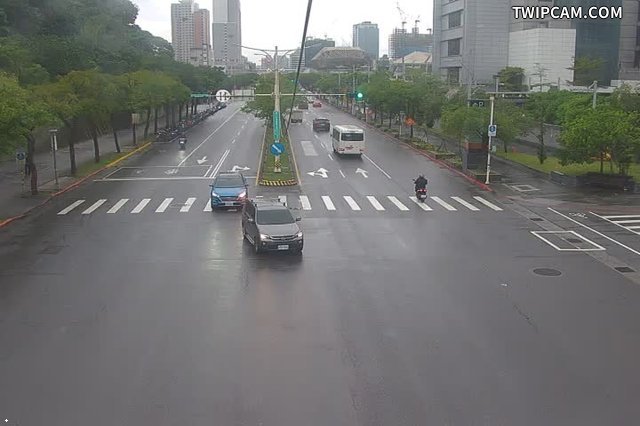 台北市道路 363-忠孝東路7段325巷口 距離715公尺