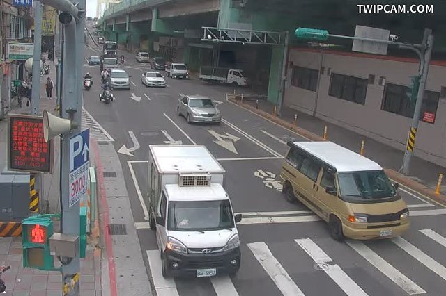 台北市道路 390-中正路-延平北路5段(西南角) 距離428公尺