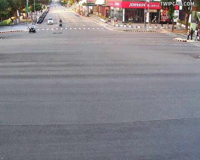 台中市道路 [07095]朝富路/臺灣大道(右側車流往市政路),Chaofu Rd./Taiwan Blvd (Right side Traffic flow to Shizheng Rd.) 距離133公尺