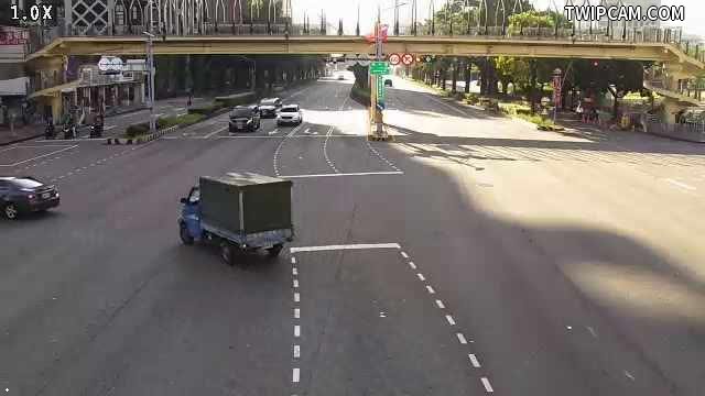 台中市道路 [07090]臺灣大道/惠中路(右側車流往文心路),Taiwan Blvd/Huizhong Rd (Right side Traffic flow to Wenxin Rd) 距離901公尺