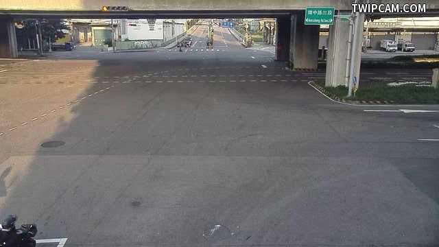 台中市道路 [07111]朝馬路/環中路(往工業區拍攝),Chaoma Rd/Huanzhong Rd (filming to industrial area) 距離555公尺