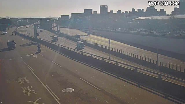 台中市道路 [07065]環中路/大雅交流道(車流往中清路),Huanzhong Rd. / Daya IC (traffic to Zhongqing Rd.) 距離1.3公里