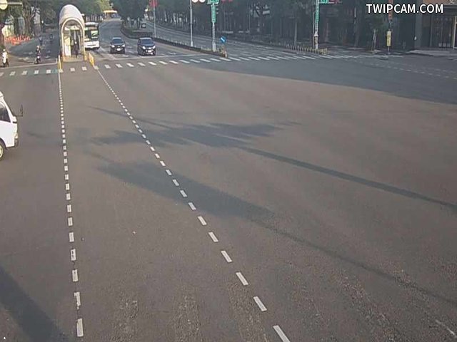 台中市道路 [07093]臺灣大道/惠來路(右側車流往台中交流道),Taiwan Blvd/Huilai Rd (Right side Traffic flow to Taichung Interchange) 距離706公尺