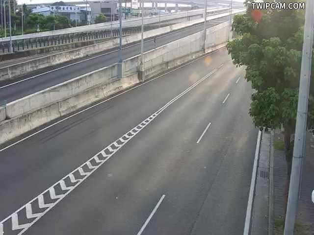 台中市道路 [07130]環中路/中清路180巷(車流往崇德路)Huanzhong Rd/Zhongqing Rd Ln. 180 (Traffic flow to Chongde Rd) 距離817公尺