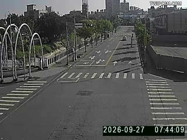 台中市道路 [07191(i)]黎明路/經貿路(右側車流往中清路),Liming Rd./Jingmao Rd. (Right side Traffic flow to Zhongqing Rd.) 距離407公尺