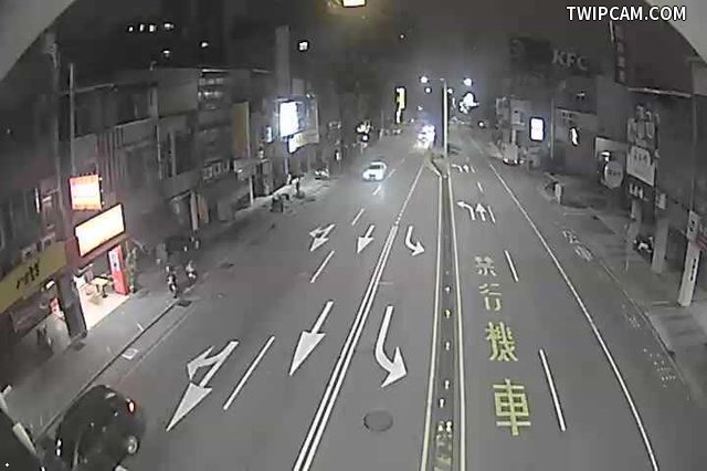台中市道路 [06192]中清路/后庄路(右側車流往文心路)Zhongqing Rd./Houzhuang Rd.(Right side Traffic flow to Wenxin Rd.) 距離400公尺