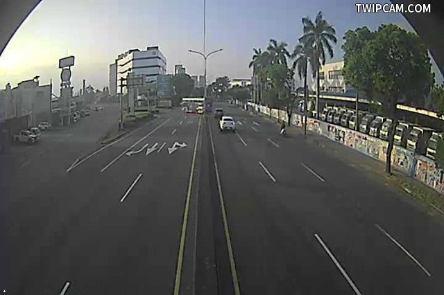 台中市道路 [28193]中清路/中清聯絡道大雅端 (右側車流往環中路) Zhongqing Rd. (Right side Traffic flow to Huanzhong Rd.) 距離3.0公里