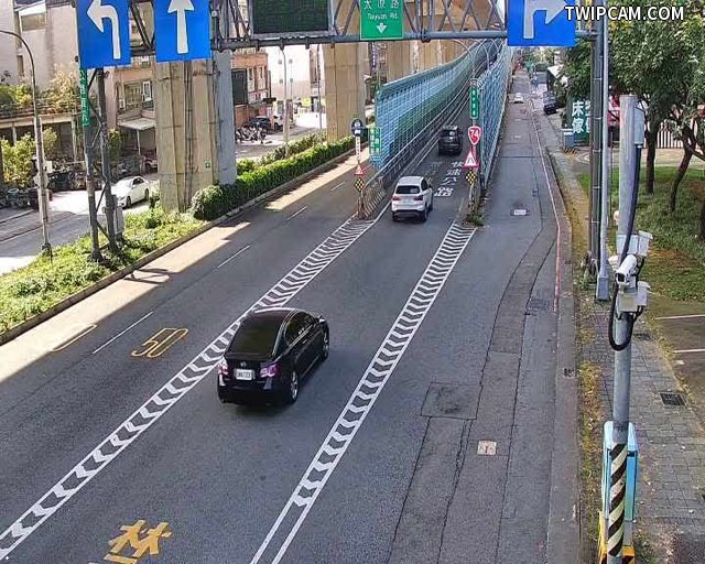 台中市道路 [06211]松竹路/環中東路(右側車流往太原路) Songzhu Rd./Huanzhong E.Rd.(Right side Traffic flow to Taiyuan Rd.)