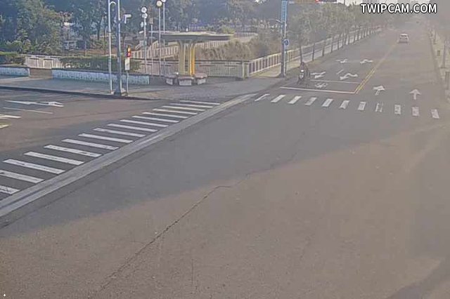 台中市道路 [07213]黎明路/廣福路(車流往中清路),Jingmao Rd/Guangfu Rd (Right side Traffic flow to Zhongqing Rd) 距離23公尺
