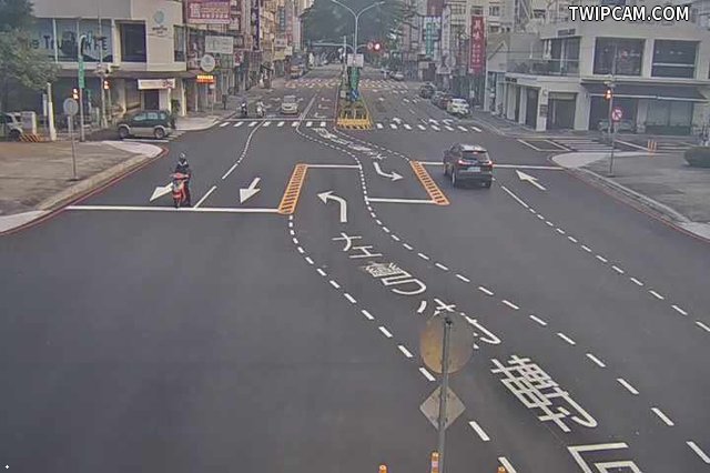 台中市道路 [04275]崇德路/太原路(右側車流往文心路) Chongde Rd./Taiyuan Rd.(Right side Traffic flow to Wenxin Rd.) 距離1.1公里
