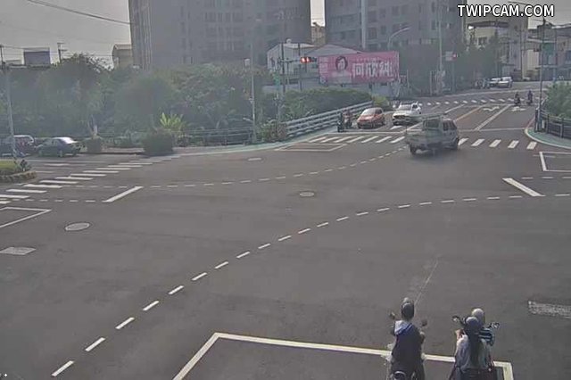 台中市道路 [12282]中興路二段/大智路(右側車流往大里方向),Zhongxing Rd./Dazhi Rd. (Right side Traffic flow to Dali.) 距離787公尺