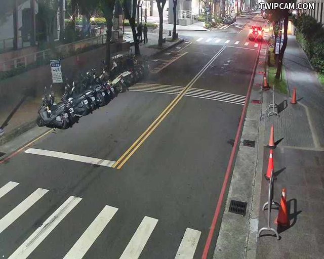 台中市道路 [04286]五順街 (中國醫藥大學重症大樓後門) 距離124公尺