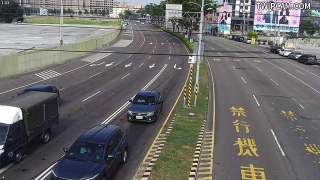 台中市道路 [14301]中山路/高鐵東路(右側車流往大肚),Zhongshan Rd./Gaotie E. Rd.(Right side Traffic flow to Dadu) 距離876公尺