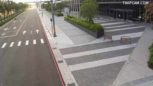 台中市道路 [07320]黎明路/港隆街 (右側車流往中清路)Liming Rd./Ganglong St.(Right side Traffic flow to Zhongqing Rd.) 距離526公尺