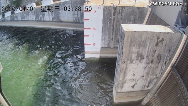 水利署水資源 臺南市政府水利局 新市座駕滯洪池水位影像 距離3.7公里