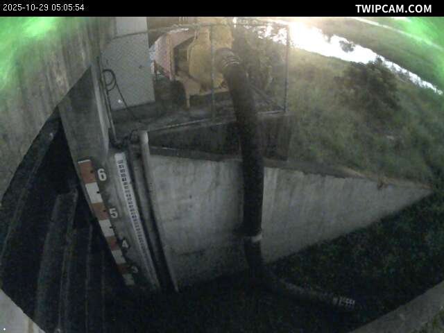 水利署水資源 臺南市政府水利局 仁德滯洪北池水位影像 距離461公尺